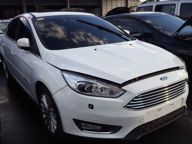 FORD FOCUS FASTBACK TITANIUM 20172018