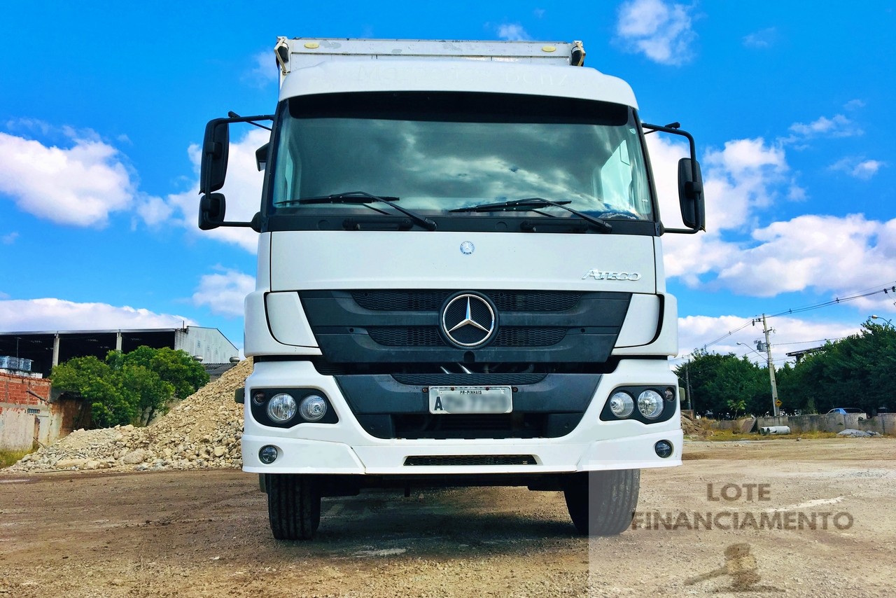 MB2426 Mercedes Benz - 14/14